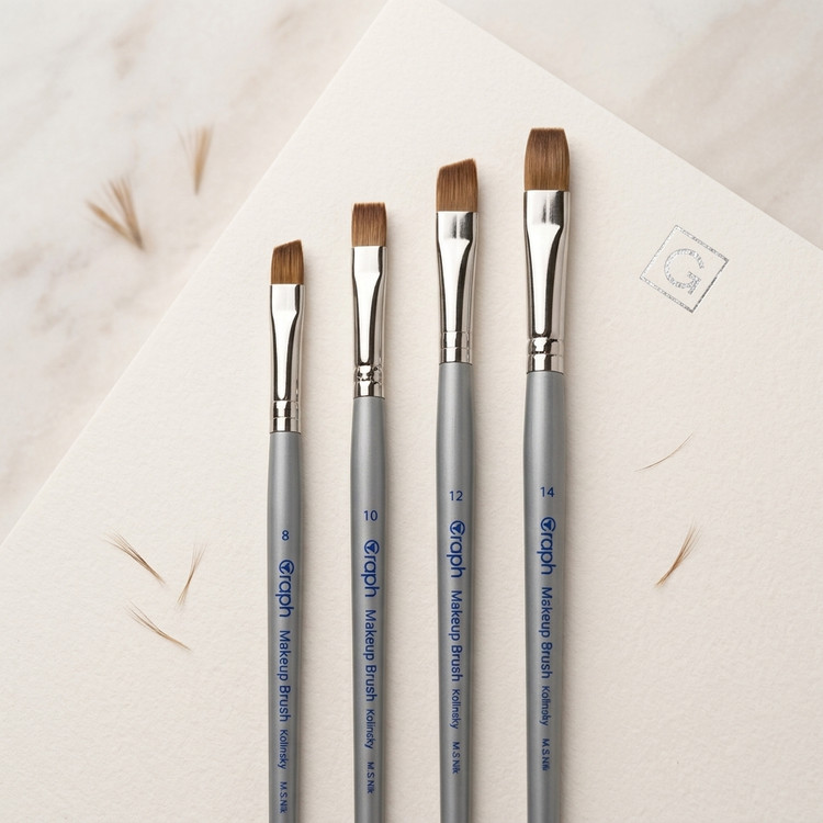 مجموعه قلمهای سر تخت کاشت ژل گراف مدل کولینسکی (Graph Kolinsky Flat Gel Brushes)؛ قلم حرفهای ناخنکاران با موی طبیعی سمور