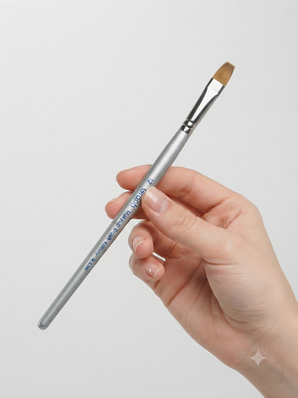 مجموعه قلمهای سر تخت کاشت ژل گراف مدل کولینسکی (Graph Kolinsky Flat Gel Brushes)؛ قلم حرفهای ناخنکاران با موی طبیعی سمور